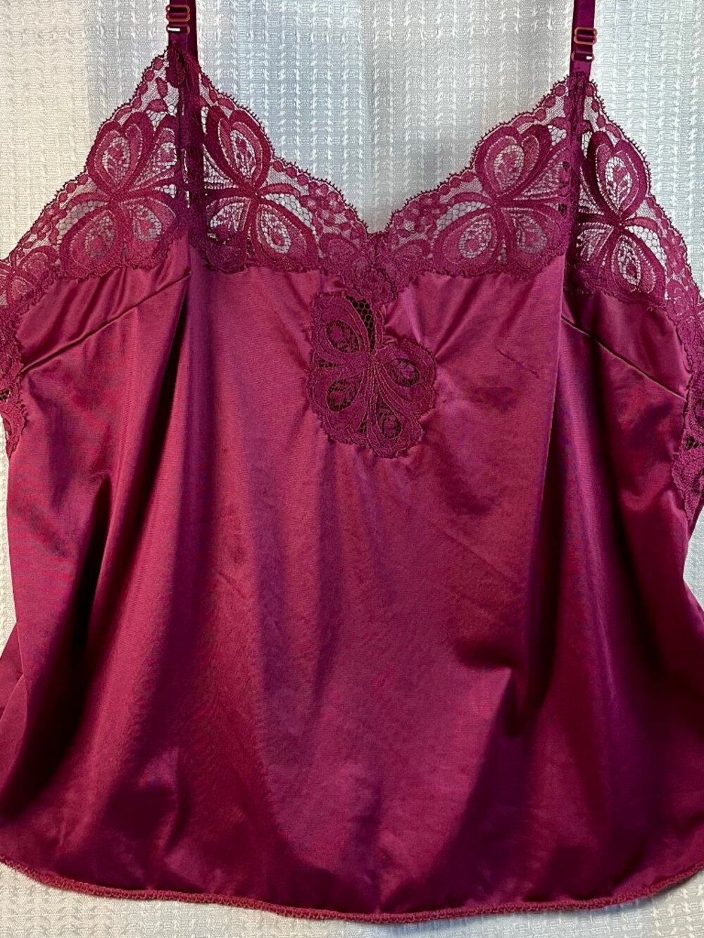 Vintage Wonder Maid Camisole in Burgundy size 38 L